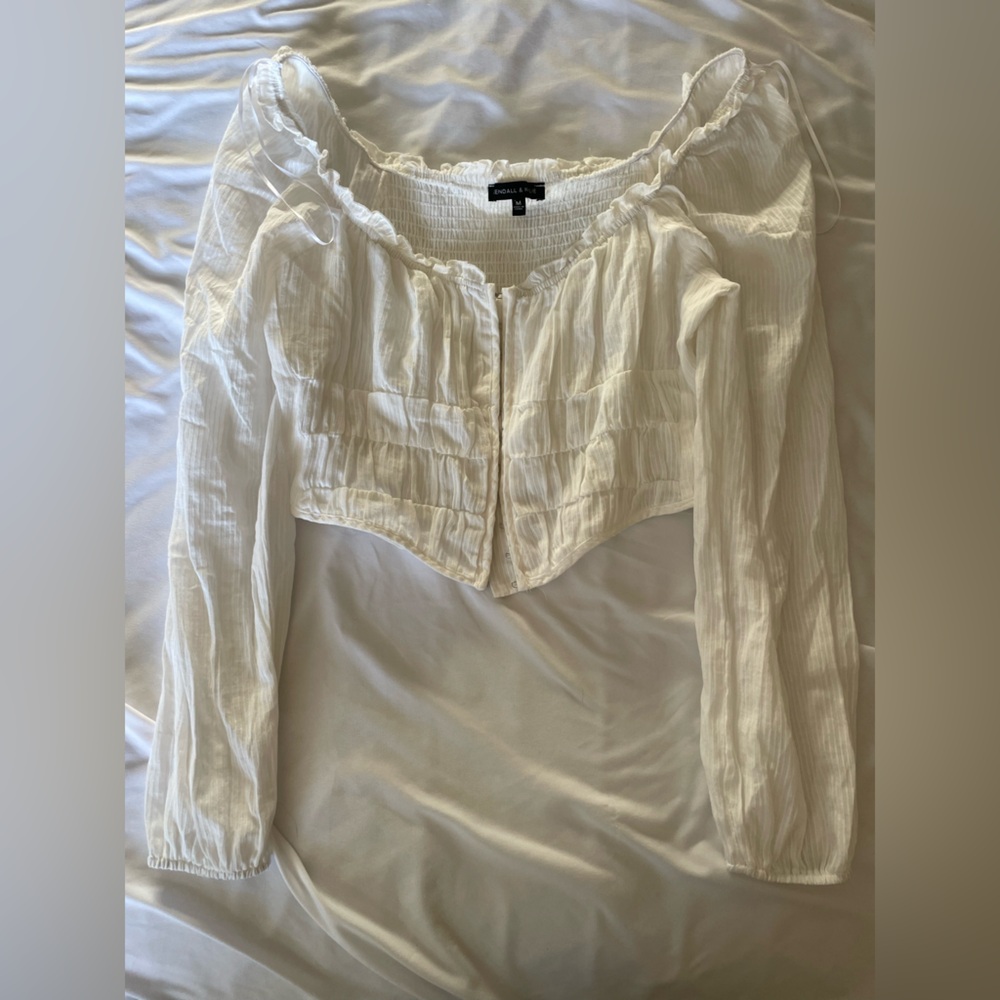 Kendall & Kylie White Off-Shoulder Peasant Crop Top